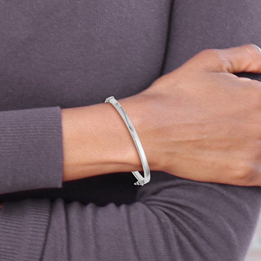 14K with White Rhodium Plating Polished Hinged Bangle
