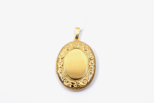 14K Yellow Gold Engraved Oval Locket