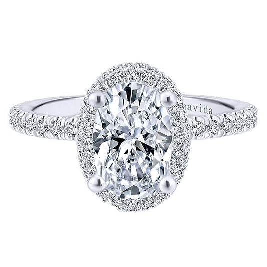 18K White Gold Oval Halo Diamond Engagement Ring