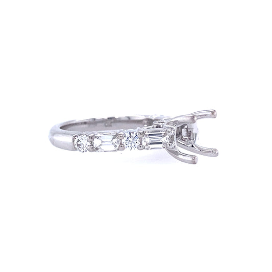 18K White Gold Round Diamond Baguette Mounting