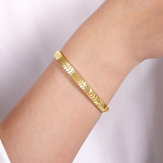 14K Yellow Gold Chevron Pattern Cuff Bracelet