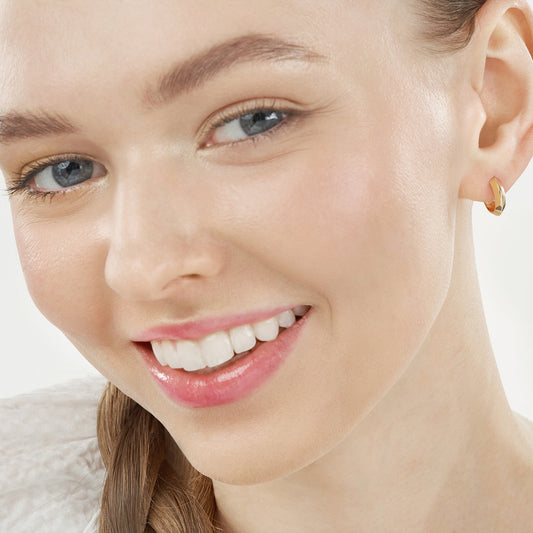 14K Yellow Gold Knife Edge Polished Hoops (13.5x3MM)