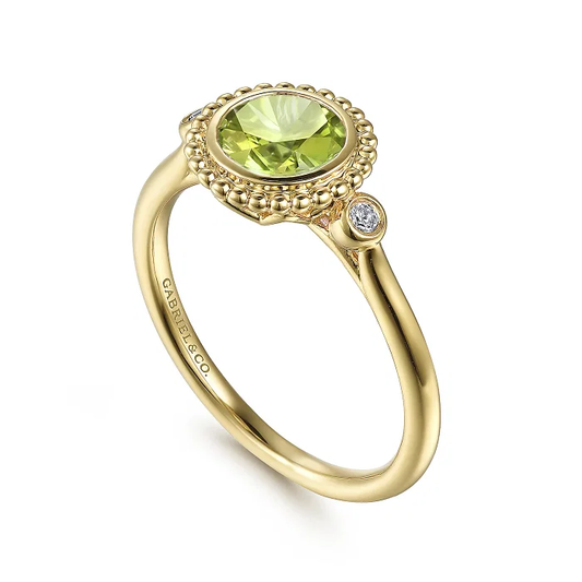 14K Yellow Gold Peridot and Diamond Bujukan Ring