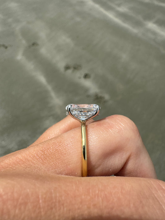 18K Yellow Gold Simply Tacori Oval Diamond Engagement Ring