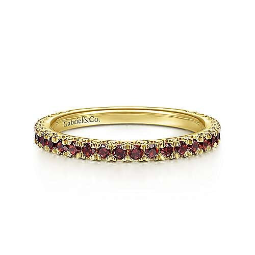 14K Yellow Gold Garnet Stacklable Ring