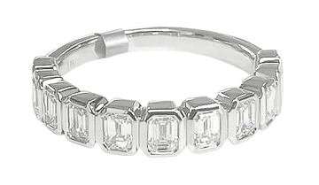 14K White Gold Graduated Bezel Set Emerald Diamond Ring